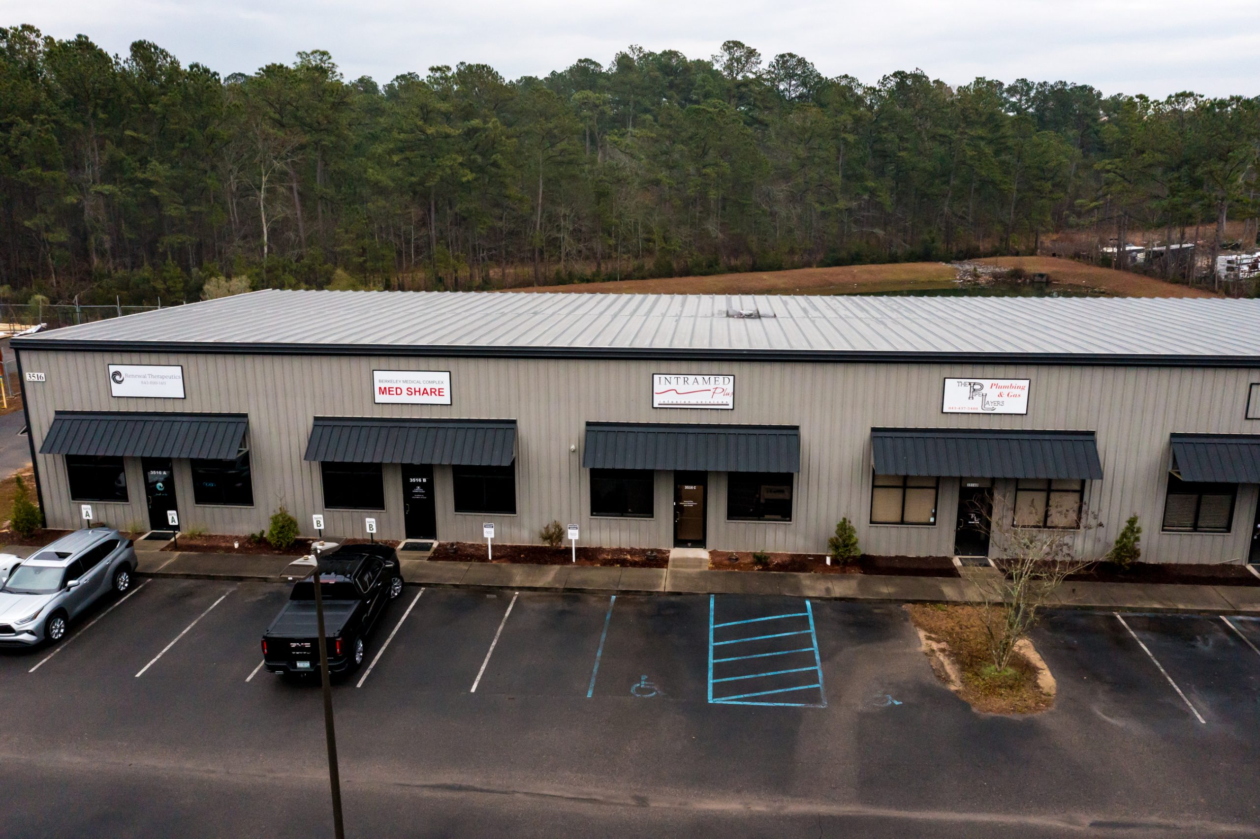 Exterior shot of Berkeley Infusion Center