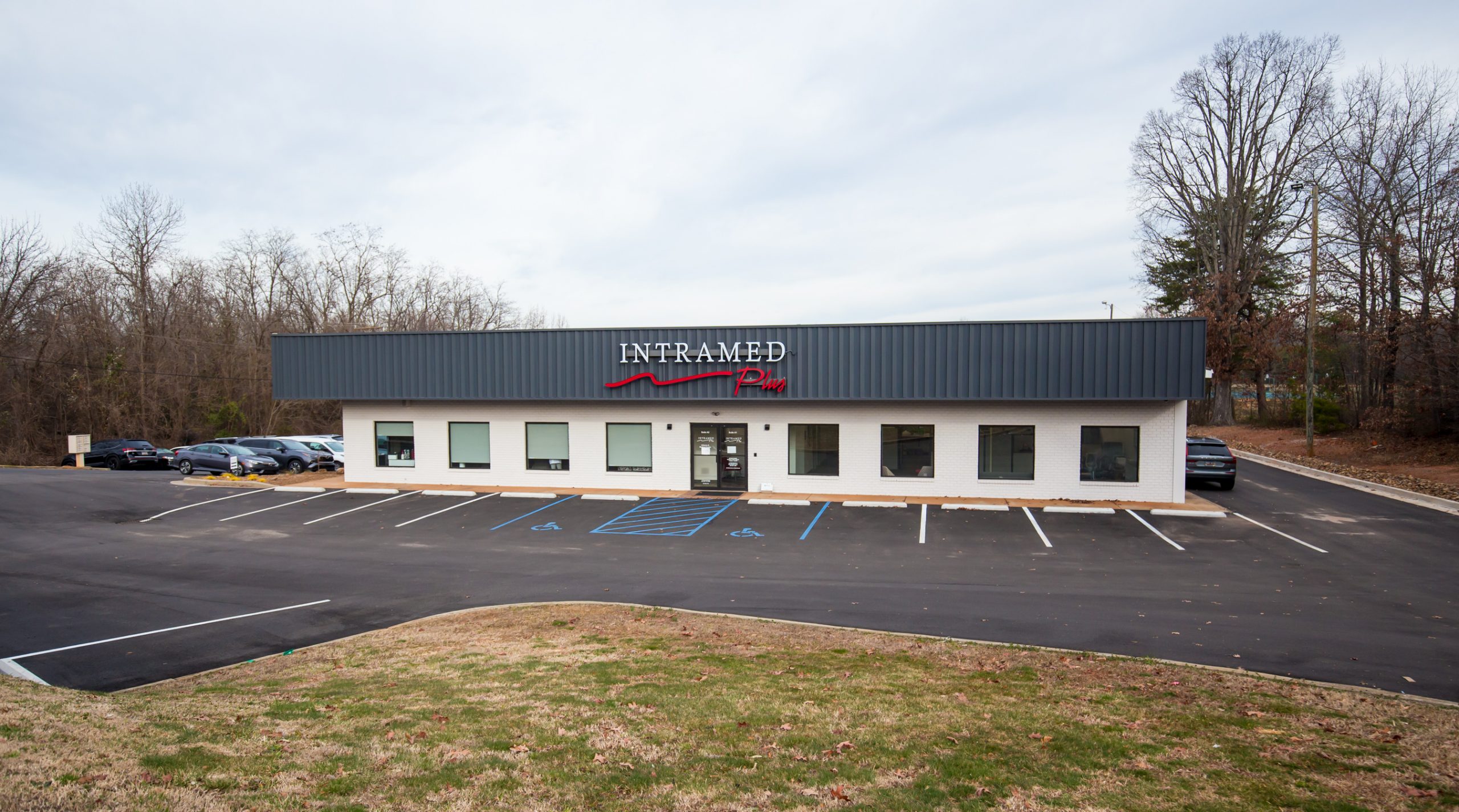 Exterior of Intramed Plus Home Infusion Pharmacy and Infusion Center in Greenville, SC