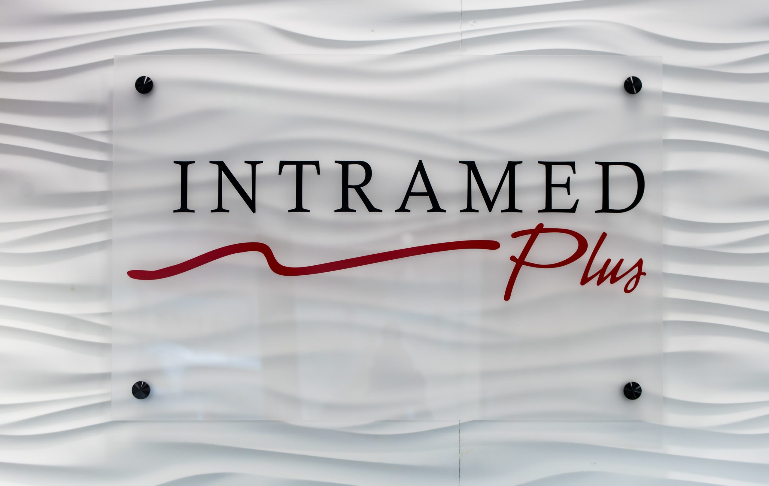 Intramed Plus logo